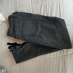 Universal Threads Jeans with bow